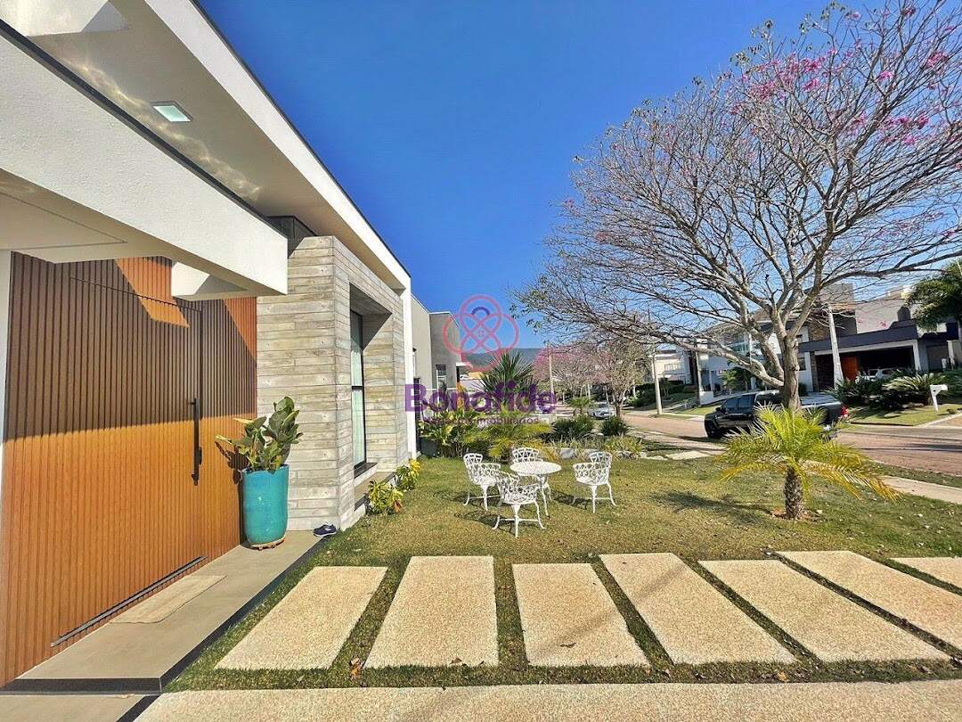 Casa à venda no Medeiros: 