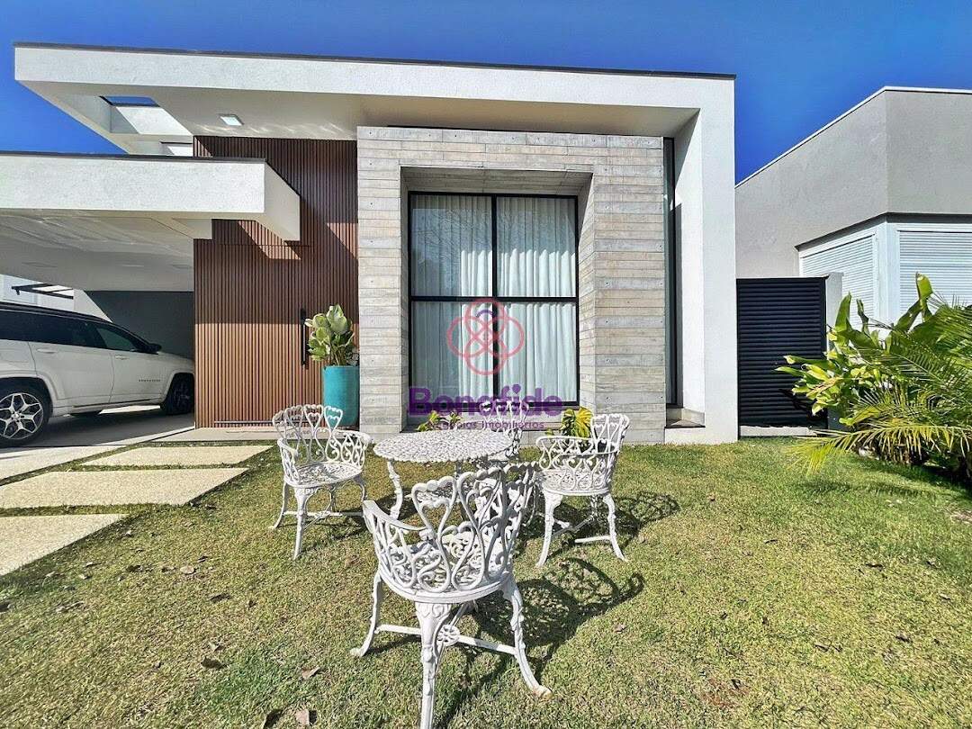 Casa à venda no Medeiros: 