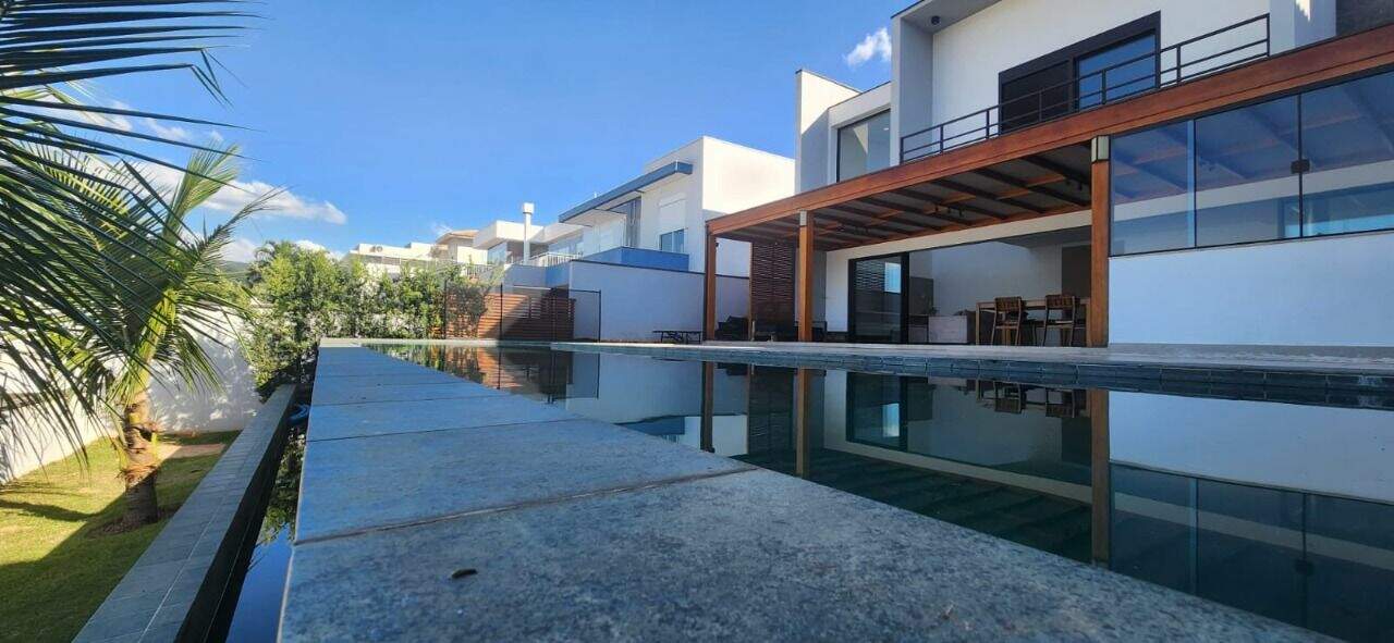 Casa à venda no Medeiros: 