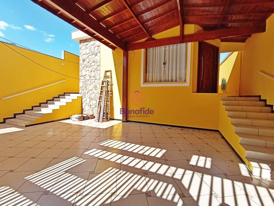 Casa à venda no Jardim Perola: 