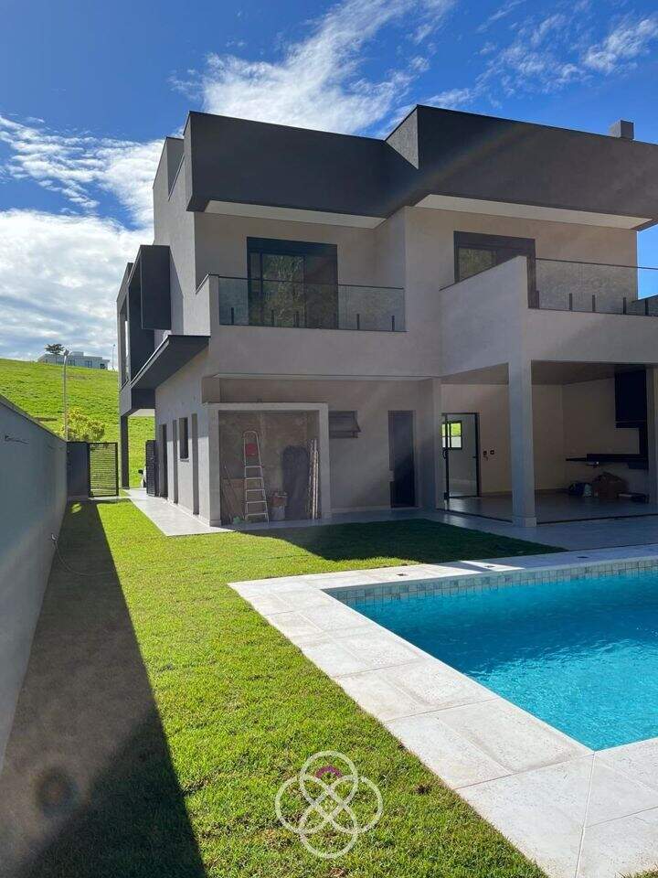 Casa à venda no Distrito Industrial: 