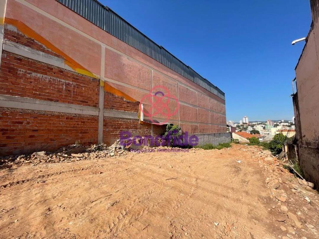 Terreno à venda no Vila Vianelo: 