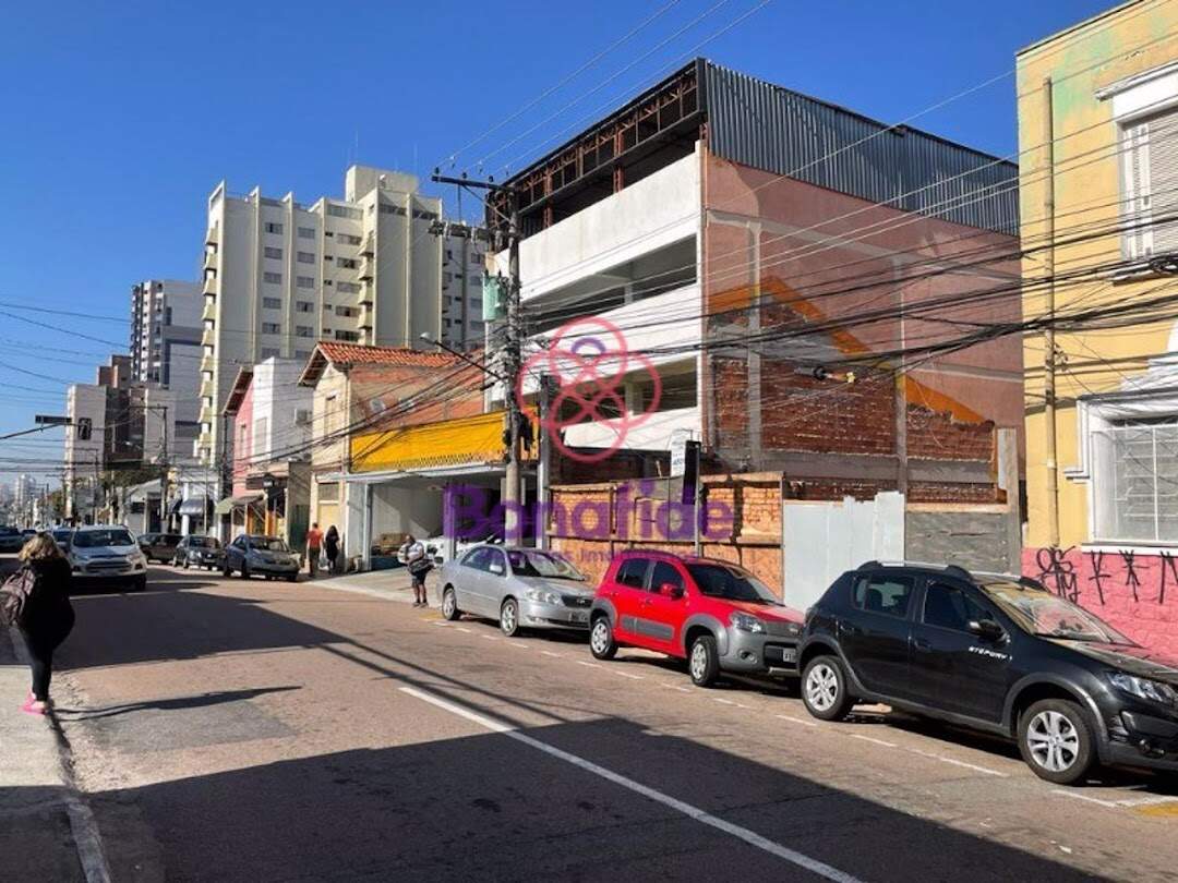 Terreno à venda no Vila Vianelo: 