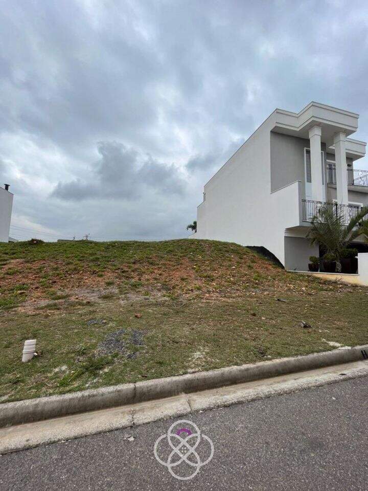 Terreno à venda no Recanto Quarto Centenário: 