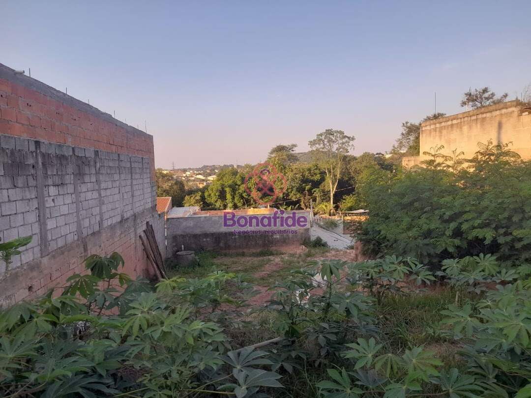 Terreno à venda no Jardim Santa Gertrudes: 