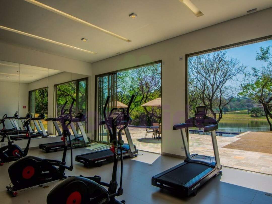 Terreno à venda no Santa Cândida: 