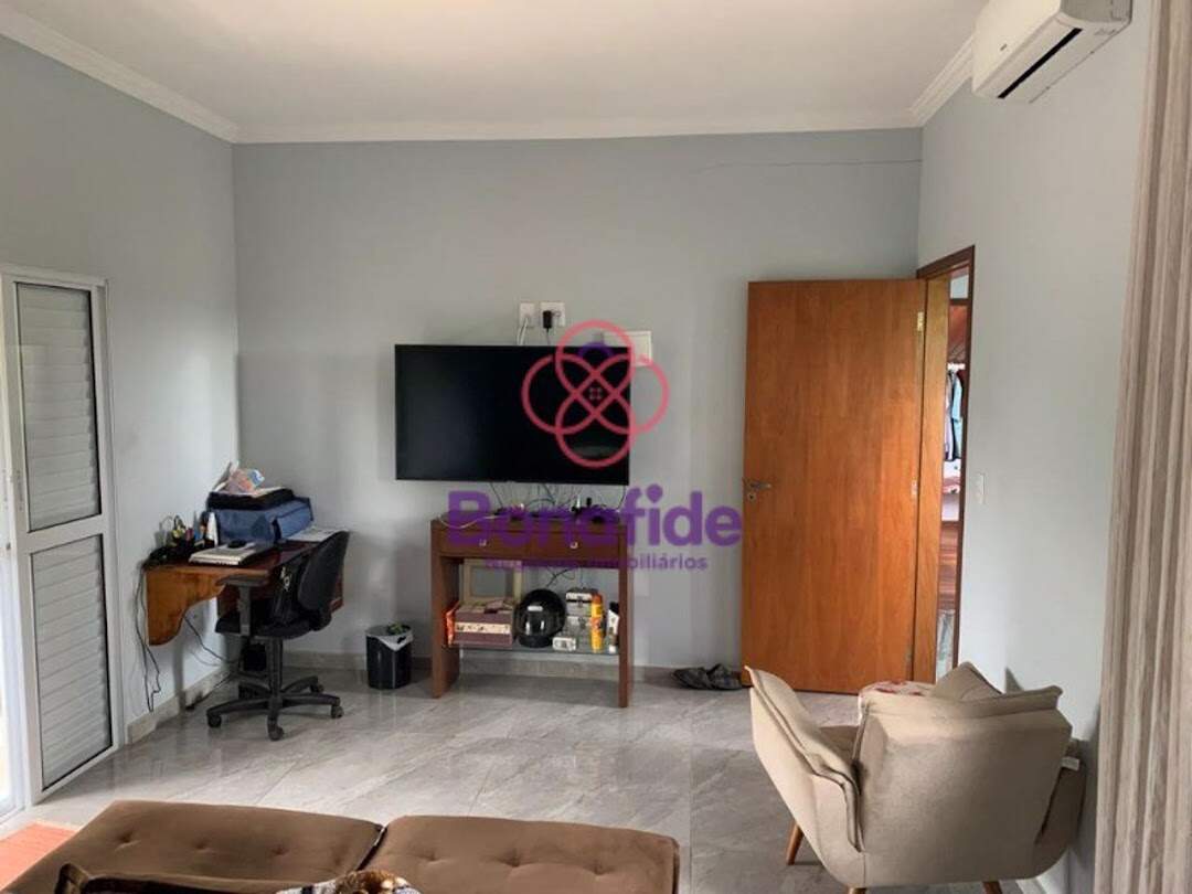 Casa à venda no Jardim Timbara: 