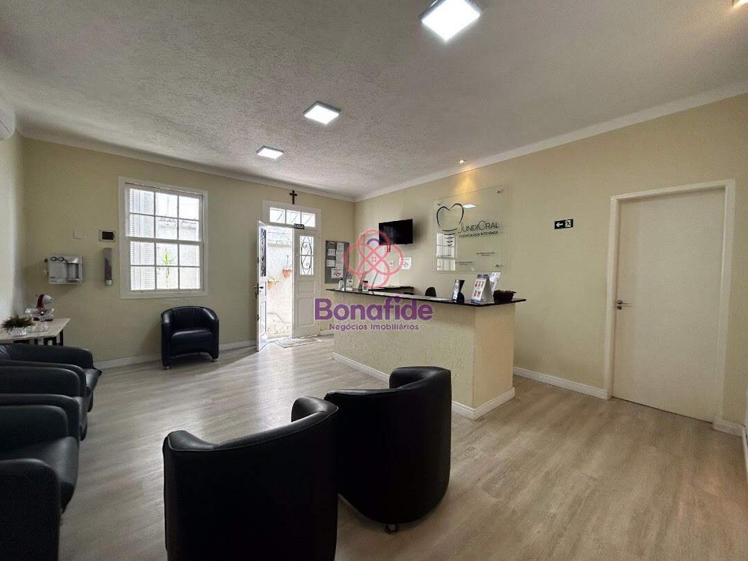 Casa à venda no Centro: 