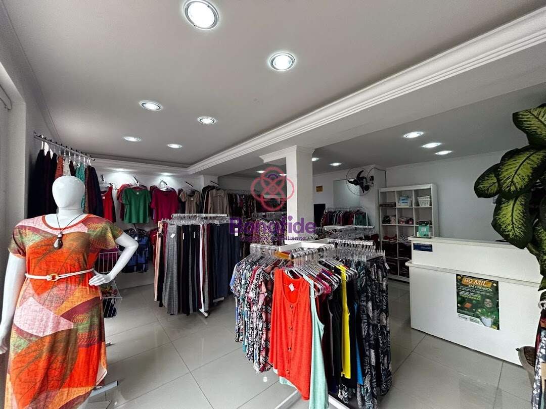 Casa à venda no Centro: 