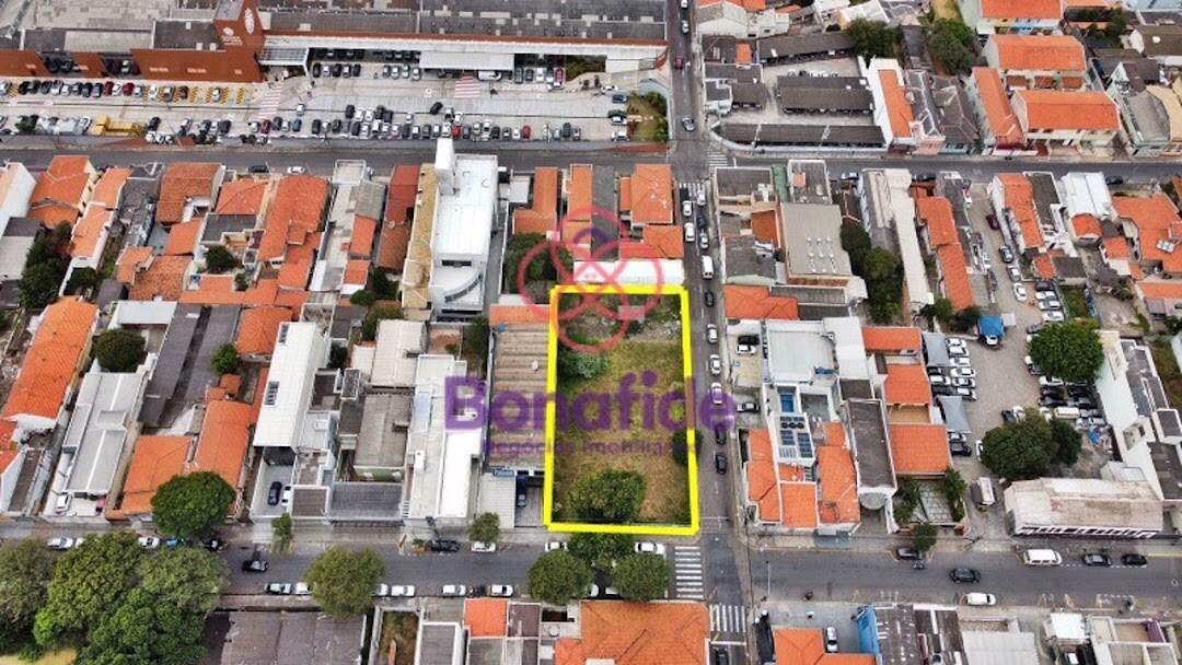 Terreno à venda no Centro: 