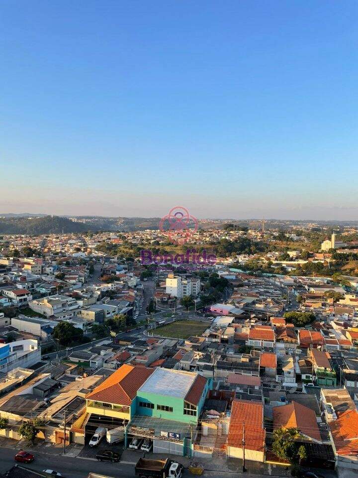 Apartamento à venda no Jardim do Lago: 