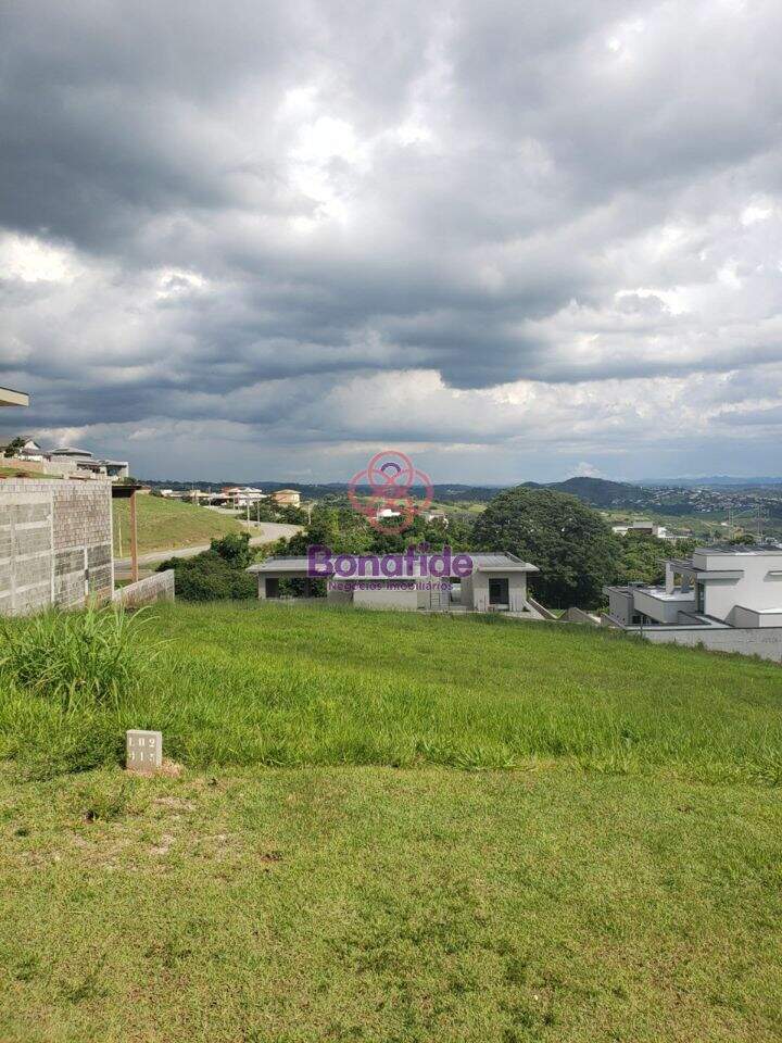 Terreno à venda no Monte Alegre: 