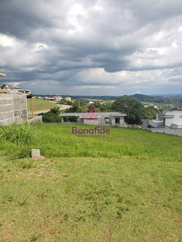 Terreno à venda no Monte Alegre: 