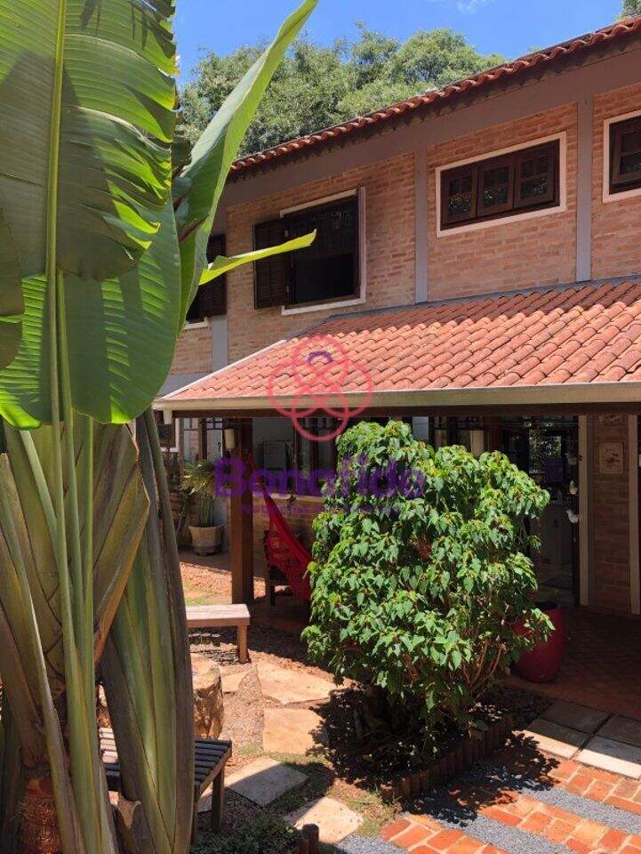 Casa à venda no Caxambu: 