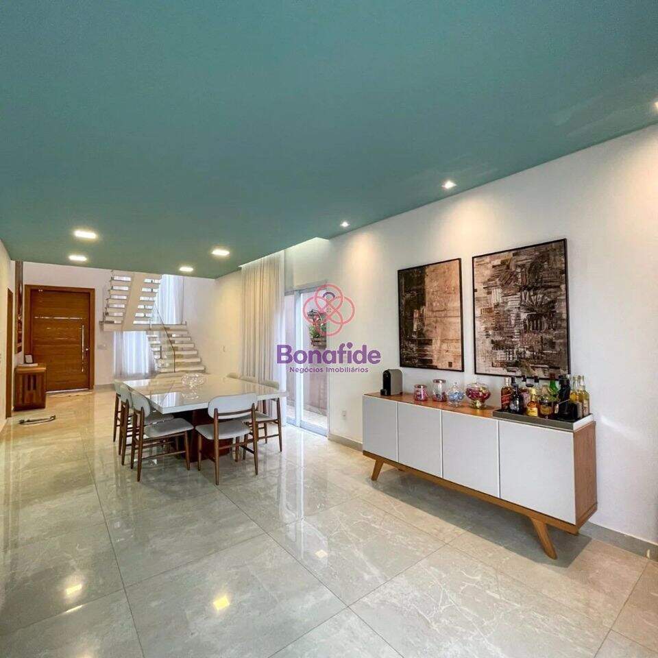 Casa à venda no Engordadouro: 