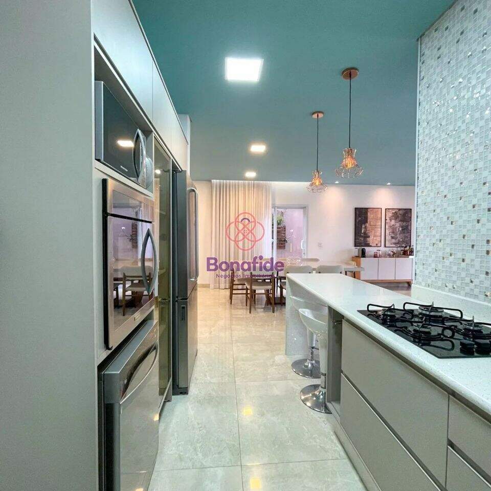 Casa à venda no Engordadouro: 