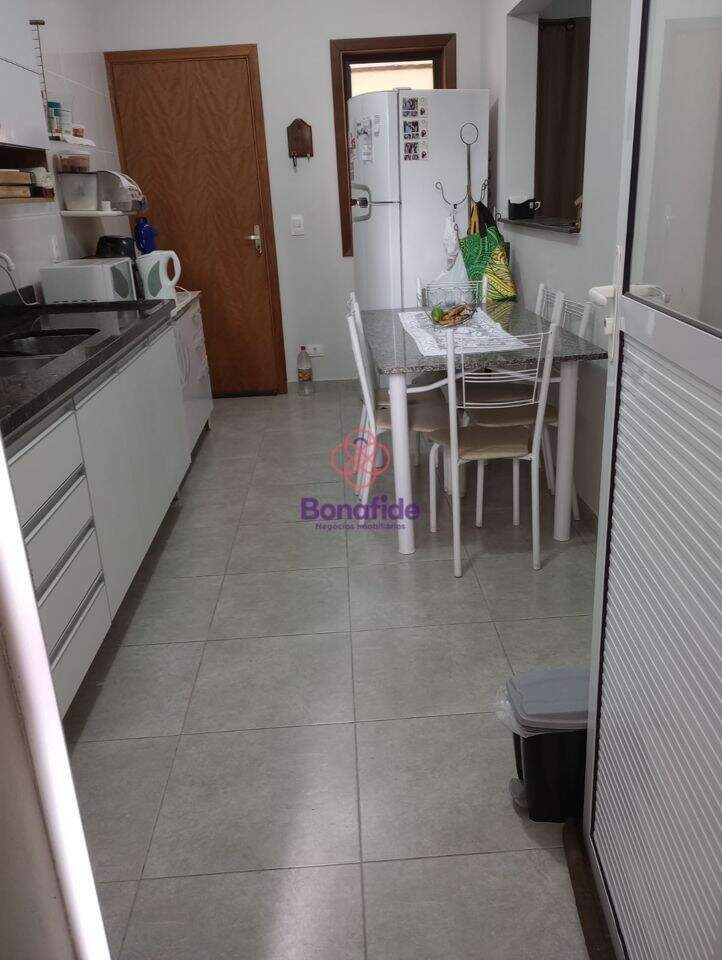 Casa à venda no Parque Almerinda Pereira Chaves: 