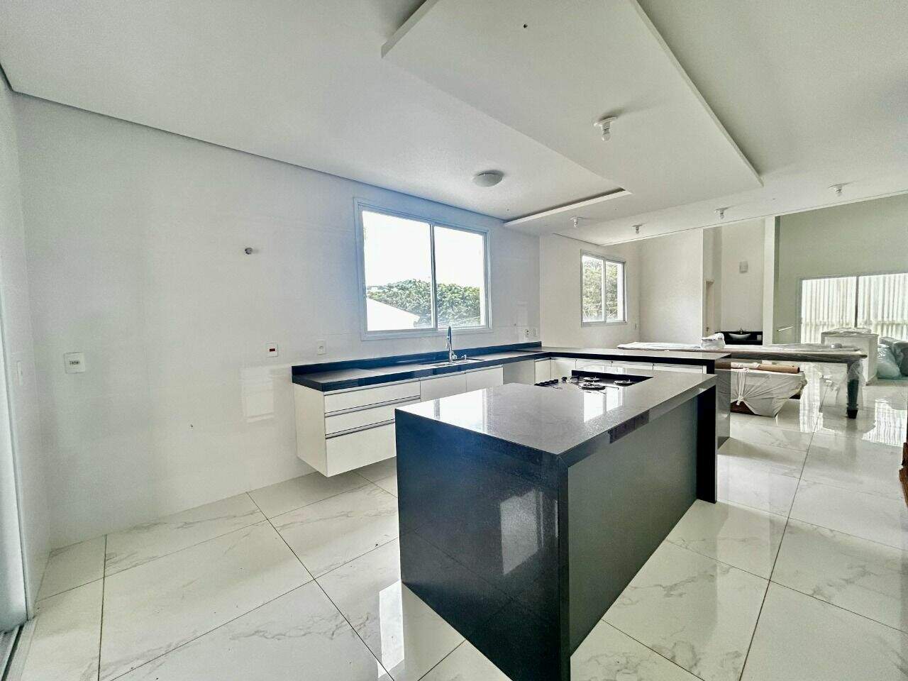 Casa à venda no Jardim Primavera: 