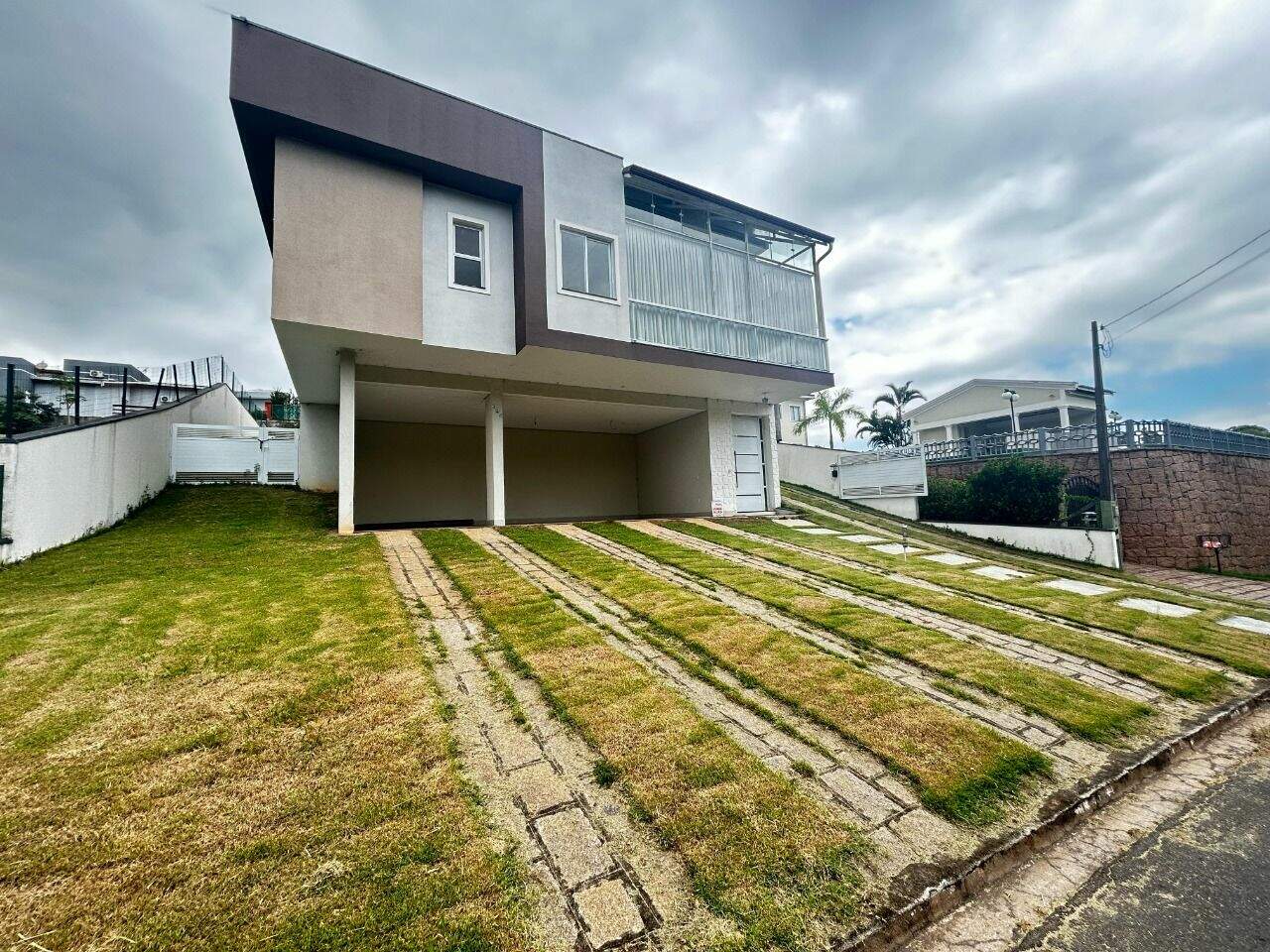Casa à venda no Jardim Primavera: 
