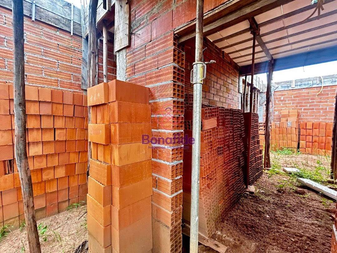 Casa à venda no Jardim Primavera: 