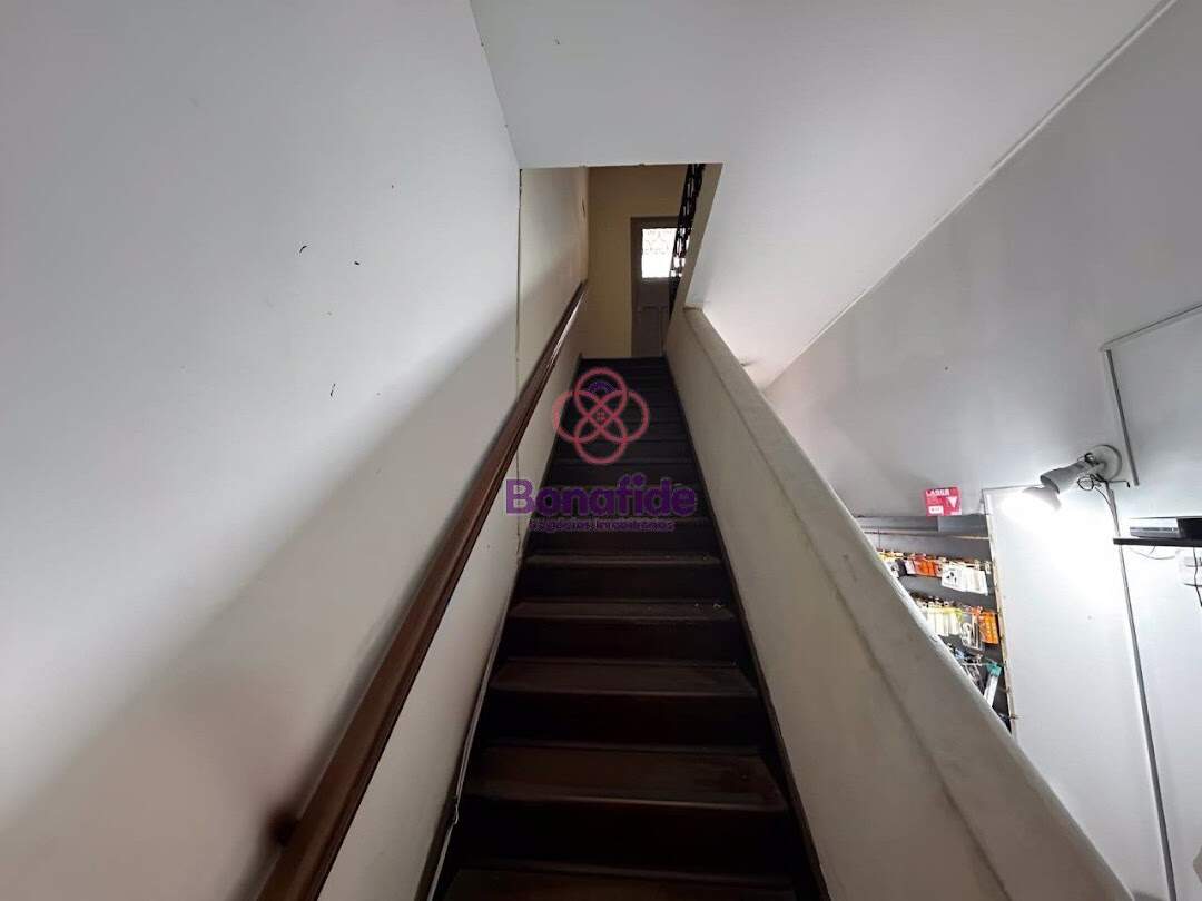 Casa à venda no Centro: 