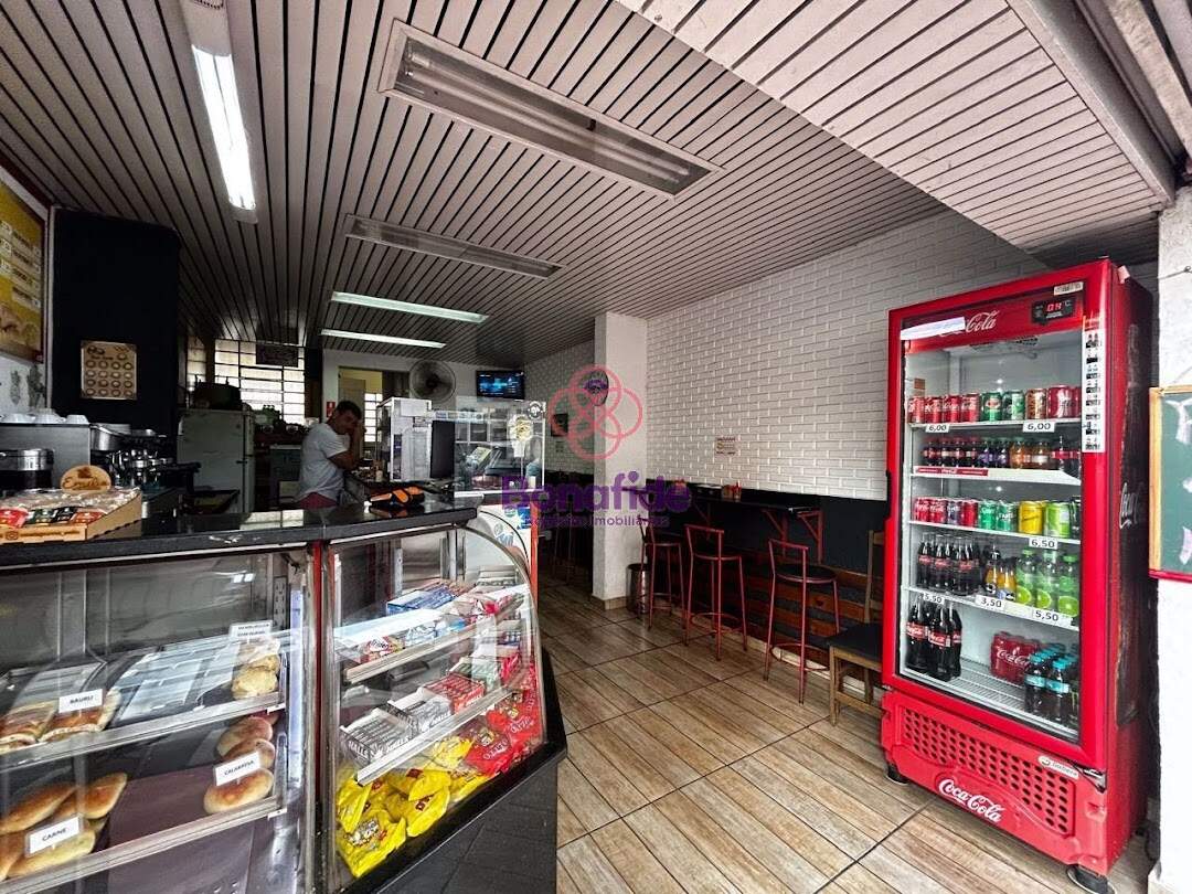 Casa à venda no Centro: 