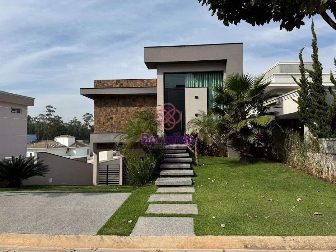 Casa à venda no Ibi Aram: 