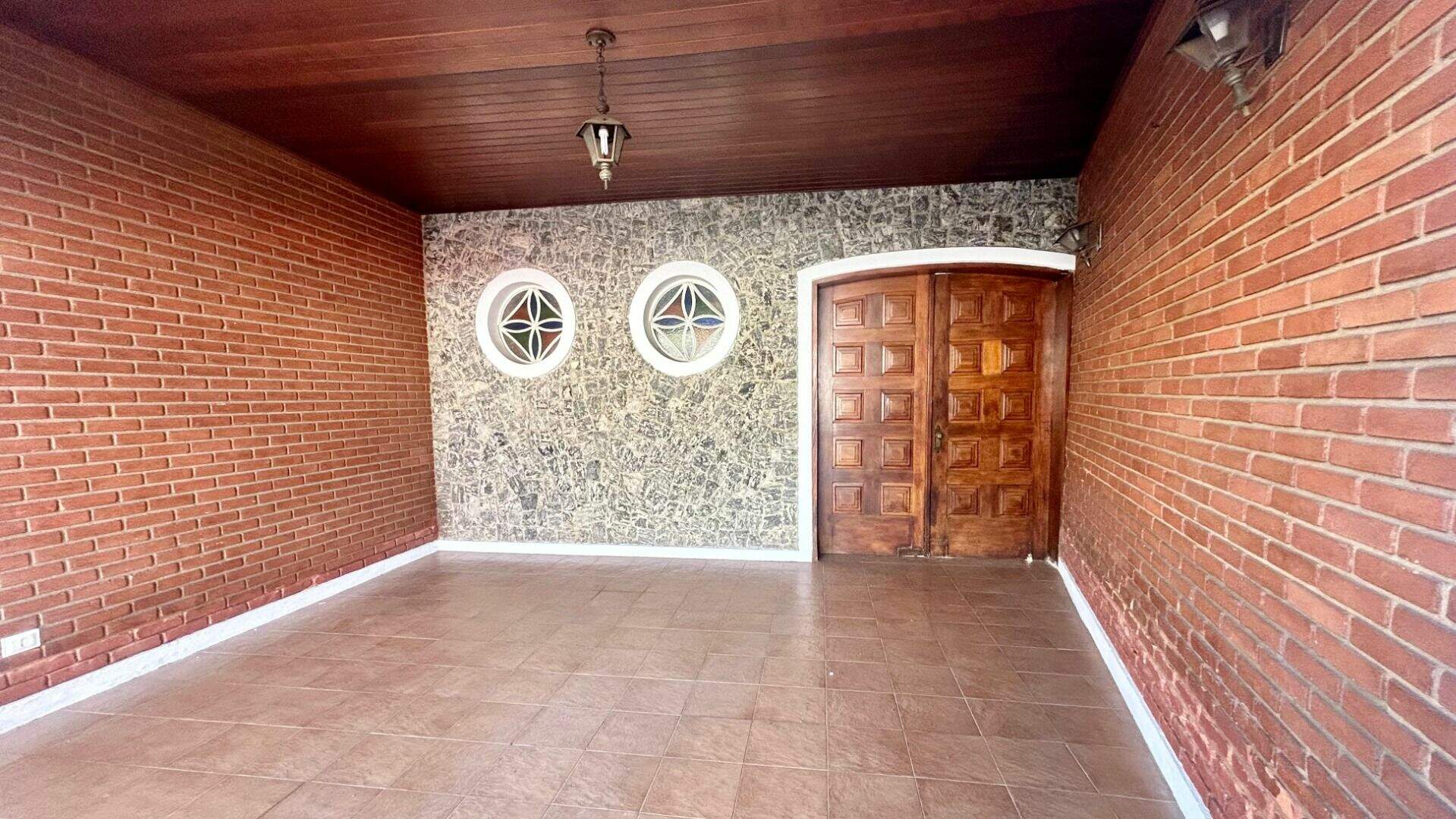 Casa à venda no Centro: 