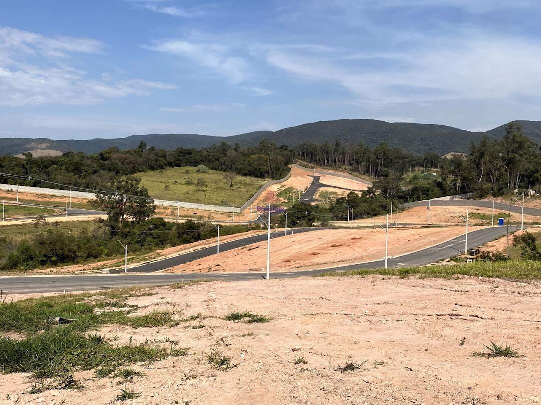 Terreno à venda no Recanto Quarto Centenário: 