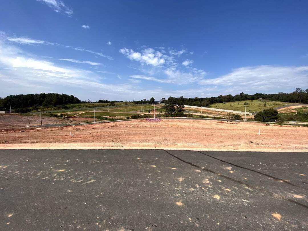 Terreno à venda no Recanto Quarto Centenário: 