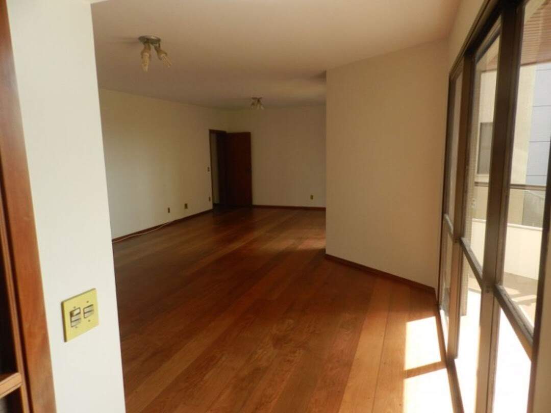 Apartamento à venda no Anhangabaú: 