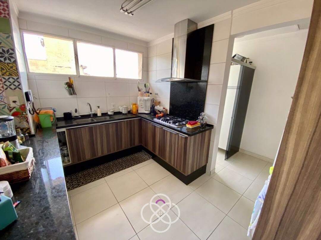 Casa à venda no Centro: 