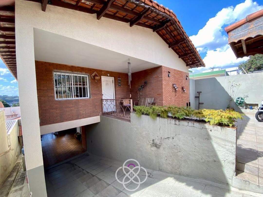 Casa à venda no Centro: 