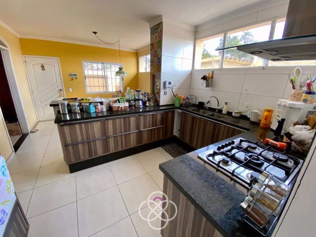 Casa à venda no Centro: 