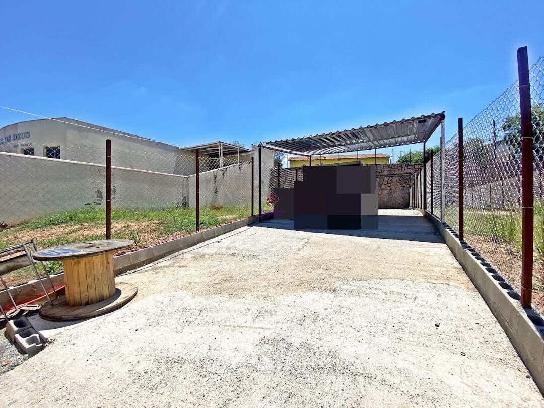 Terreno à venda no Fazenda Grande: 