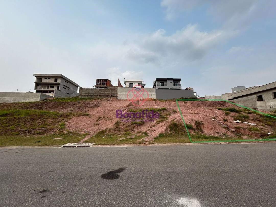 Terreno à venda no Horto Florestal: 