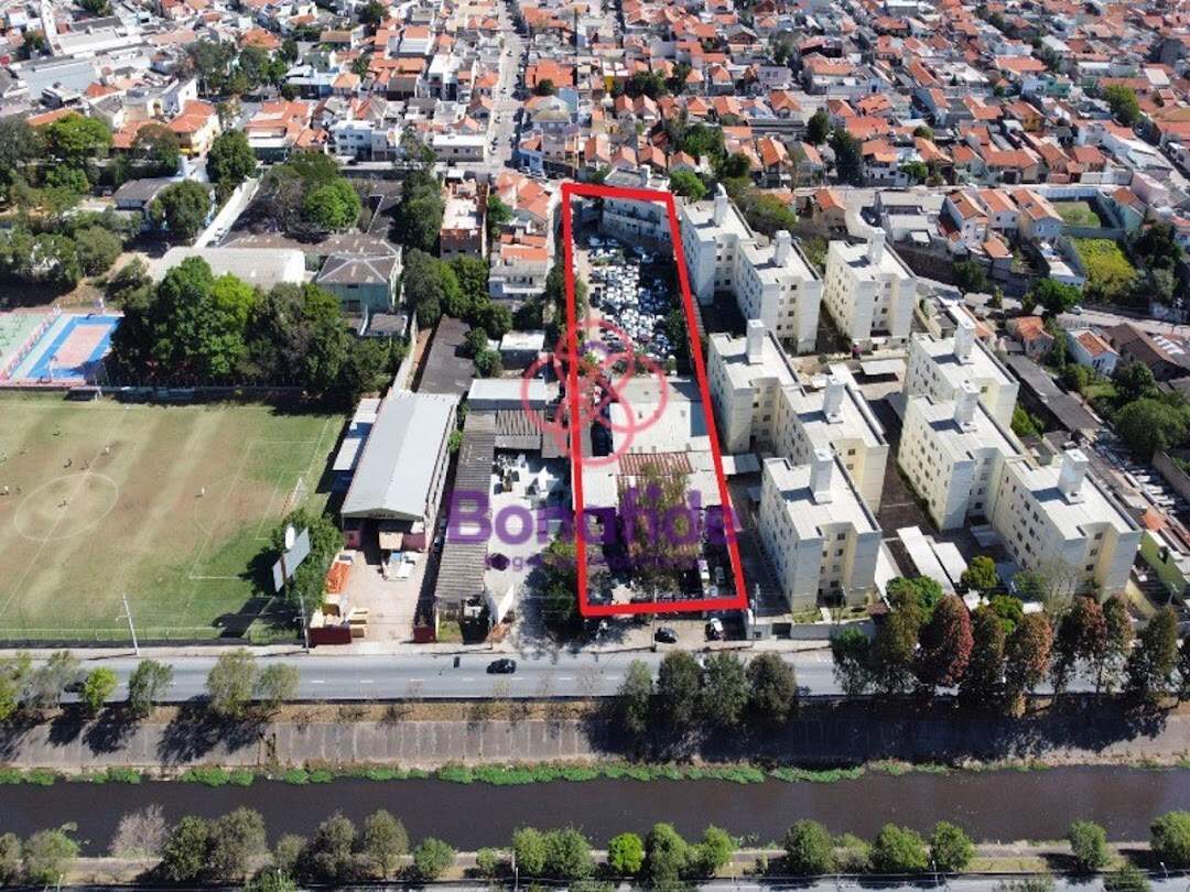 Área à venda no Vila Rio Branco: 