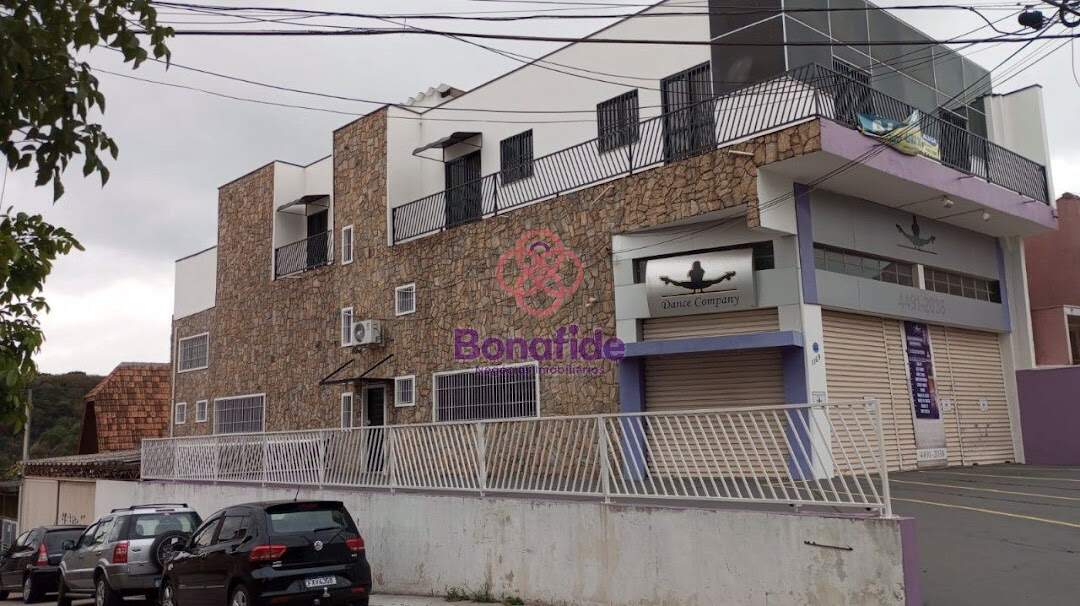 Prédio à venda no Colônia: 