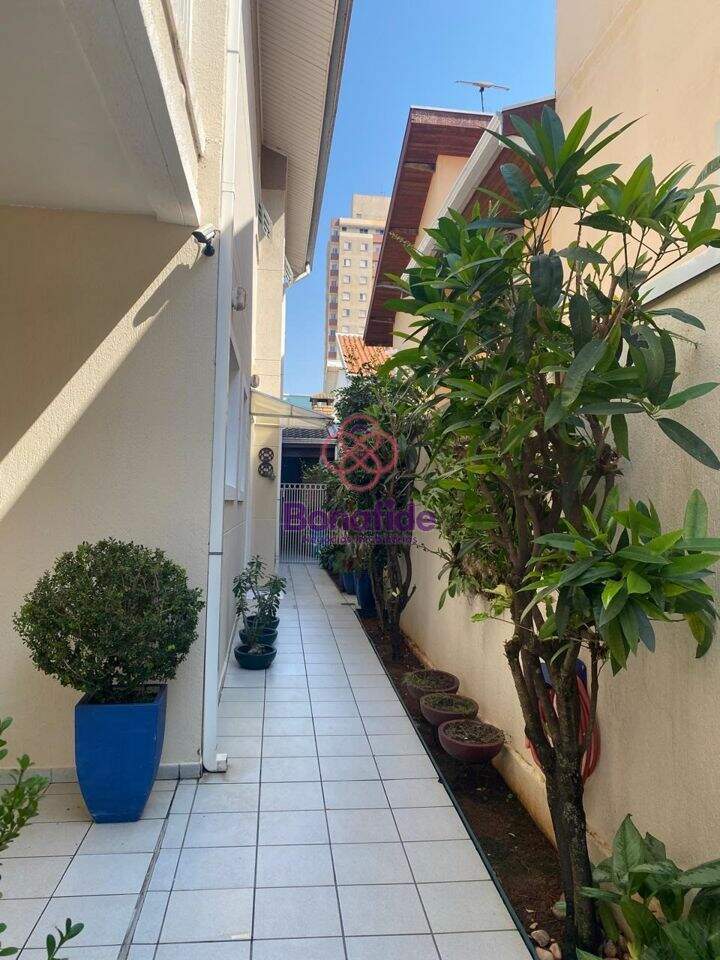 Casa à venda no Vila Guarani: 