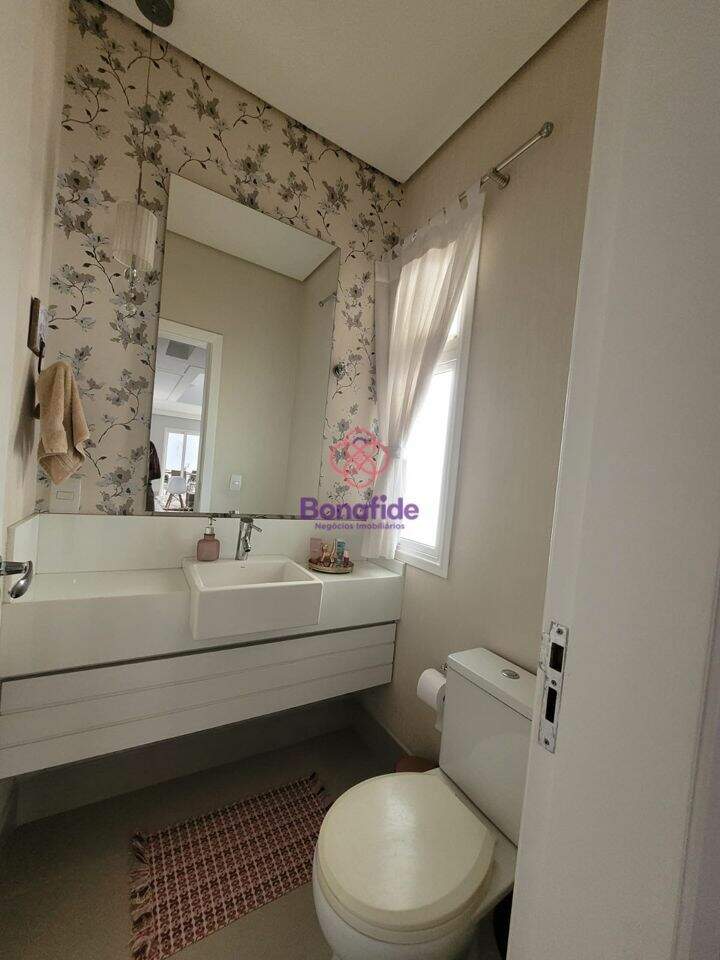 Casa à venda no Engordadouro: 