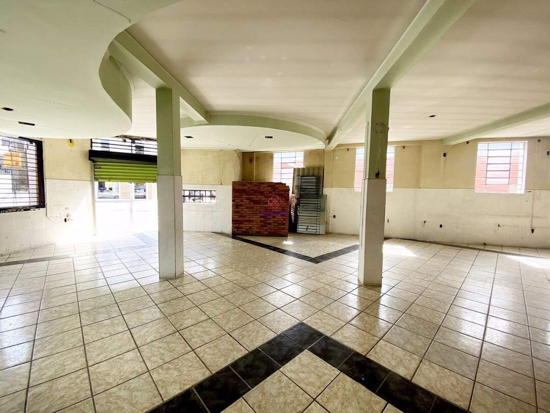 Salão à venda no Centro: 