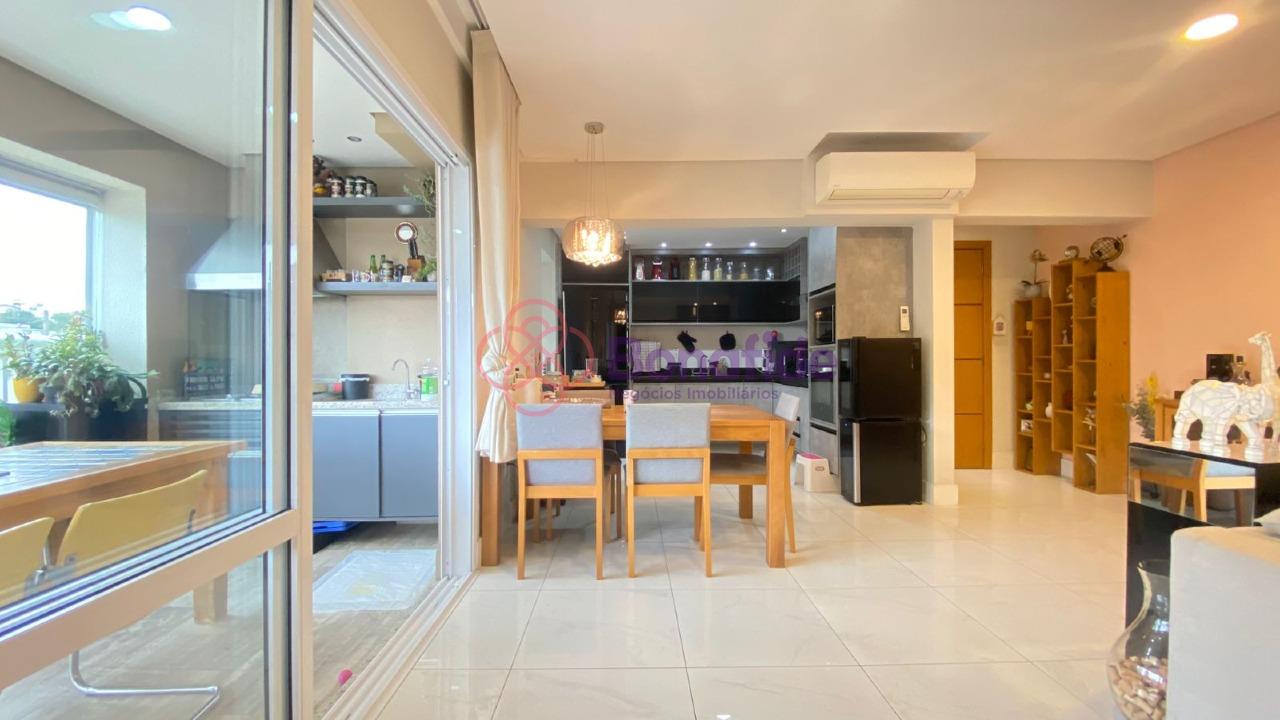 Apartamento à venda no Vila Lacerda: 