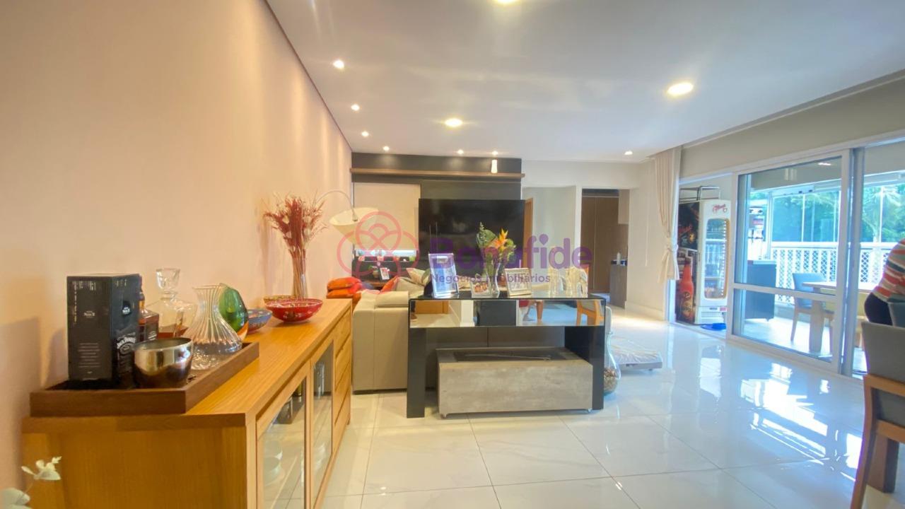 Apartamento à venda no Vila Lacerda: 