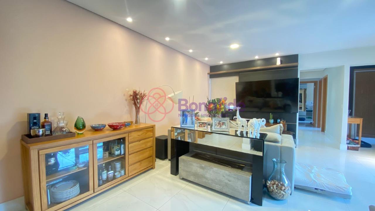 Apartamento à venda no Vila Lacerda: 