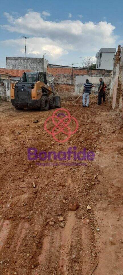 Terreno à venda no Centro: 