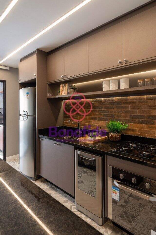 Apartamento à venda no Engordadouro: 