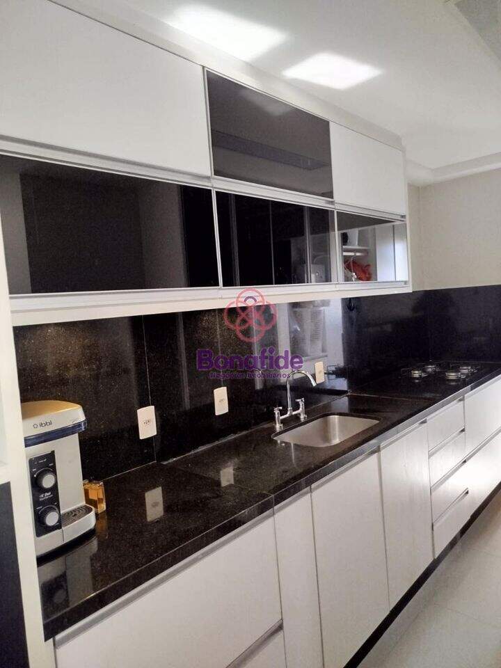Apartamento à venda no Engordadouro: 