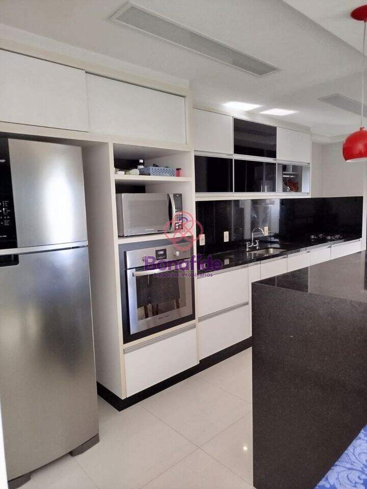 Apartamento à venda no Engordadouro: 