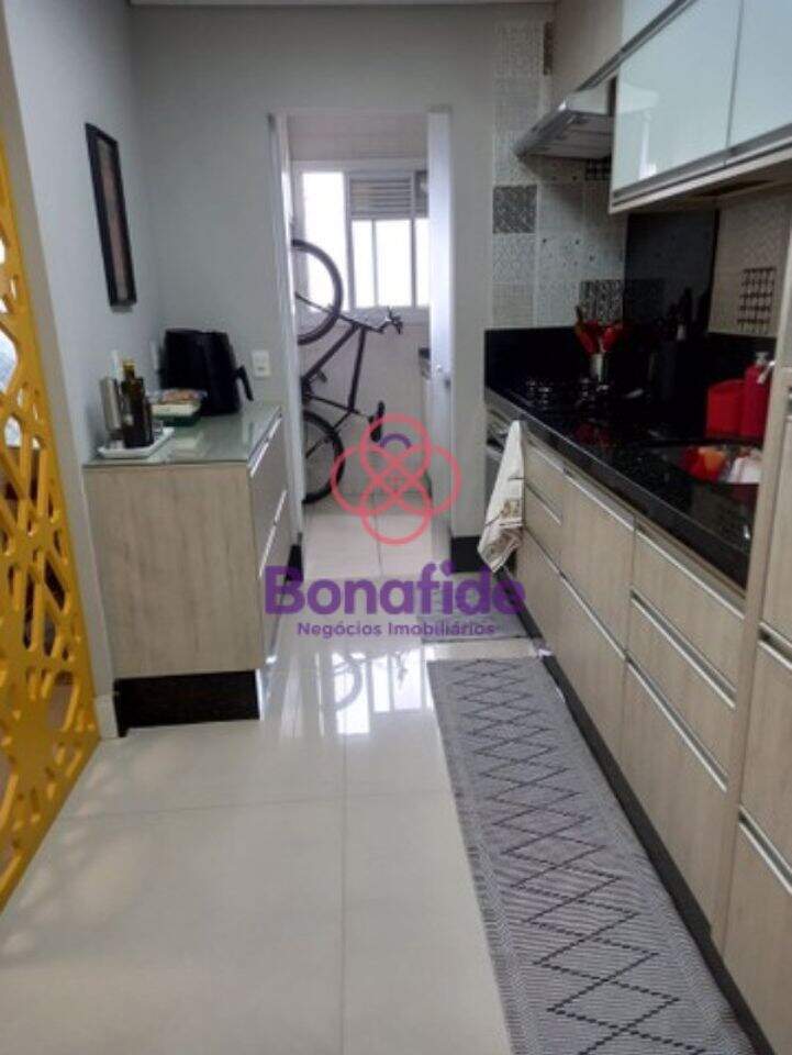 Apartamento à venda no Engordadouro: 