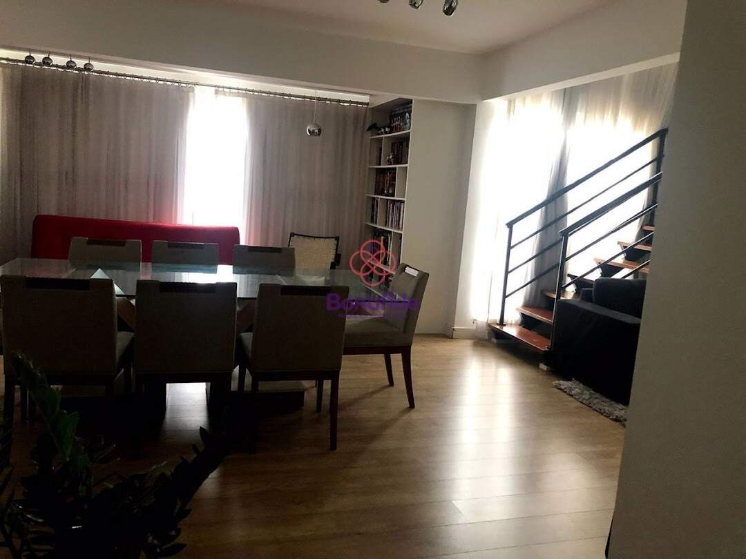 Apartamento à venda no Engordadouro: 